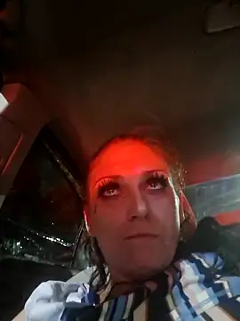 LadySn0w26 online show from April 10, 2026, 1:44 am