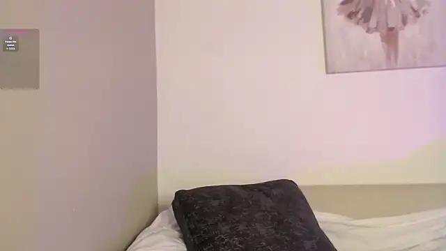 chloe peach  online show from March 31, 2026, 1:00 pm