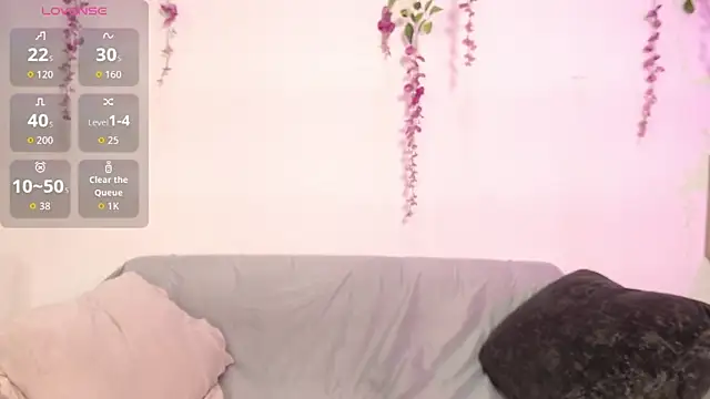 Snapshot of chloe_peach_ chatting on June 12, 2026, 12:59 pm chloe peach online show from June 12, 2026, 12:59 pm