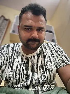 chubbyboy0 online show from January 15, 2026, 9:07 pm