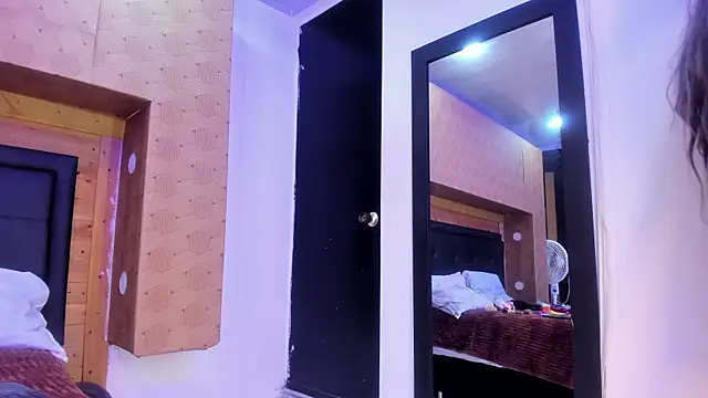 Samantha Blaze1 online show from February 21, 2026, 11:11 am