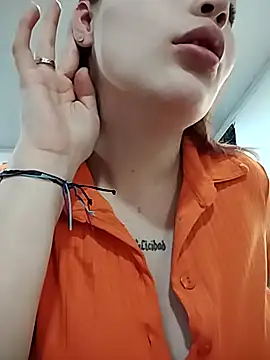 Crystaa12 online show from February 7, 2026, 12:53 pm