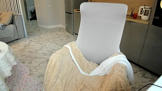 Snapshot of caelestisss chatting on February 13, 2026, 3:46 am caelestisss online show from February 13, 2026, 3:46 am