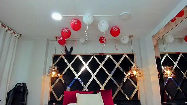 Snapshot of Mia_cartther chatting on February 21, 2026, 11:00 am Mia cartther online show from February 21, 2026, 11:00 am