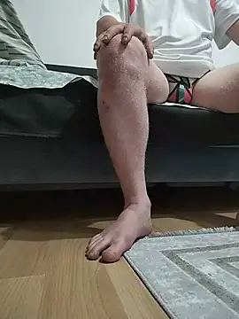 Owonnm3z22 online show from July 25, 2026, 6:27 pm