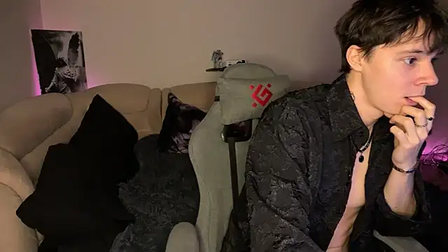 VanthonyV online show from January 16, 2026, 4:49 am