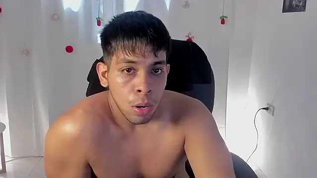 Snapshot of shooting_wilson chatting on February 25, 2026, 5:44 pm shooting wilson online show from February 25, 2026, 5:44 pm