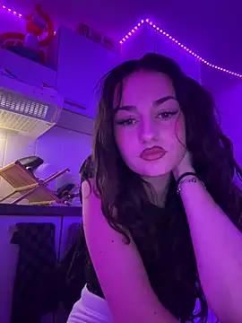 claraaaa06 online show from February 2, 2026, 7:45 pm