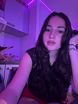 claraaaa06 online show from February 19, 2026, 9:11 pm