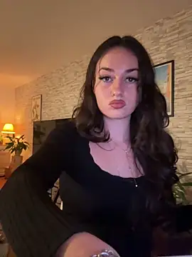 claraaaa06 online show from February 27, 2026, 7:47 pm