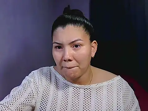 Snapshot of Violetta-Helena chatting on March 17, 2026, 4:28 am Violetta-Helena online show from March 17, 2026, 4:28 am