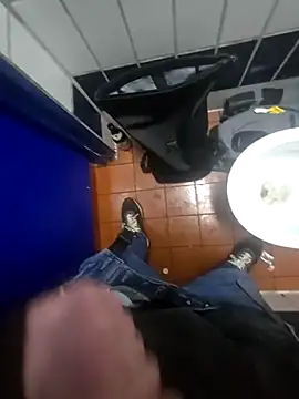 Snapshot of BlnAktivGay chatting on February 25, 2026, 10:03 am BlnAktivGay online show from February 25, 2026, 10:03 am