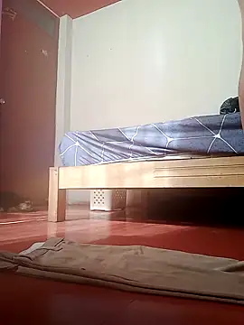 Snapshot of angelguere chatting on February 9, 2026, 8:35 pm angelguere online show from February 9, 2026, 8:35 pm