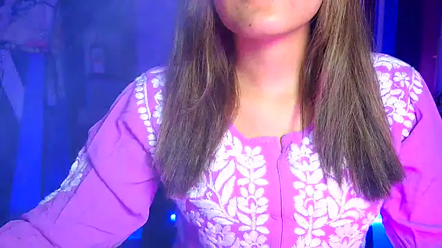  Maanvi  online show from May 25, 2026, 6:14 pm