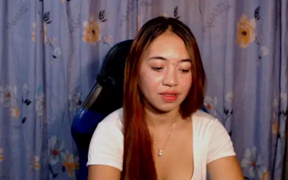 pinay mayahiga online show from April 5, 2026, 5:26 am