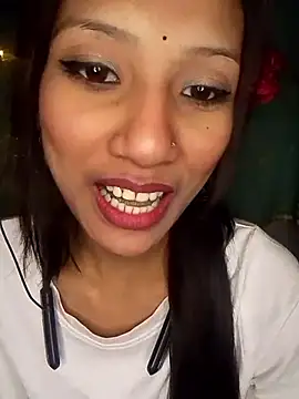 Snapshot of Maliha_Chowdhury chatting on March 3, 2026, 6:36 pm Maliha Chowdhury online show from March 3, 2026, 6:36 pm