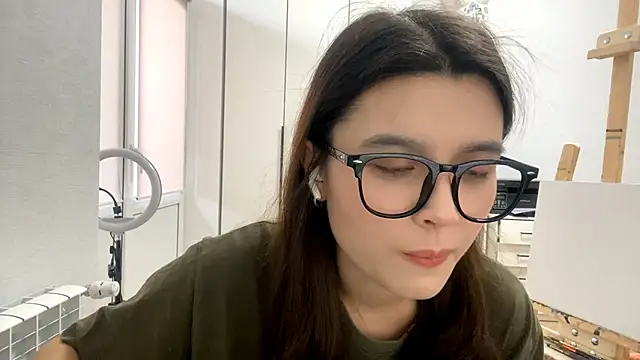 Snapshot of SaintMari chatting on February 23, 2026, 12:13 pm SaintMari online show from February 23, 2026, 12:13 pm