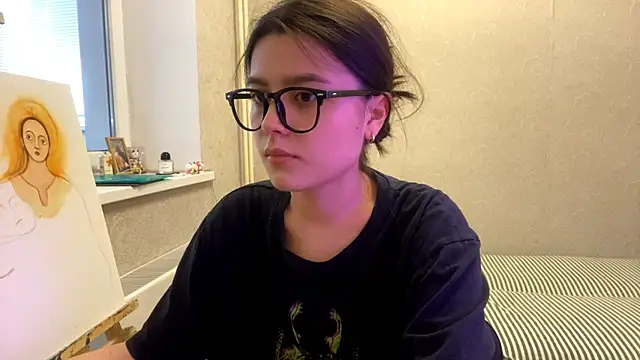 SaintMari online show from May 24, 2026, 2:22 pm