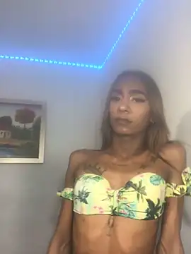 Snapshot of girlbrownettexxx chatting on March 6, 2026, 6:54 am girlbrownettexxx online show from March 6, 2026, 6:54 am