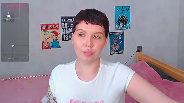 Snapshot of Elise_Day chatting on May 15, 2026, 5:09 pm Elise Day online show from May 15, 2026, 5:09 pm