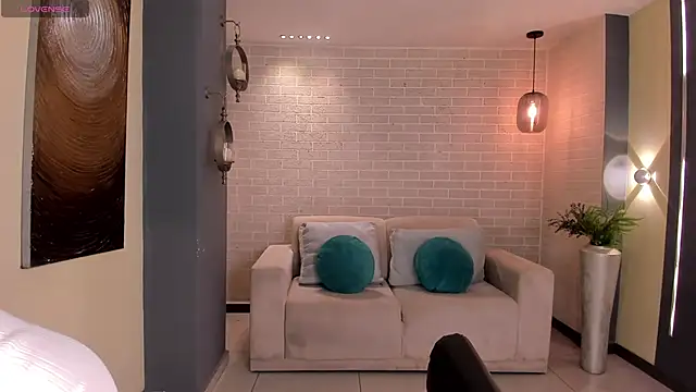 MilaVelvet  online show from February 10, 2026, 12:20 pm