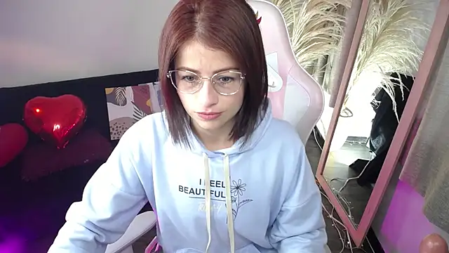 teylo80as online show from April 17, 2026, 12:30 pm