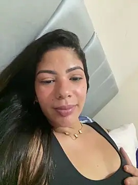 Snapshot of paola_oliveira chatting on February 26, 2026, 1:10 pm paola oliveira online show from February 26, 2026, 1:10 pm