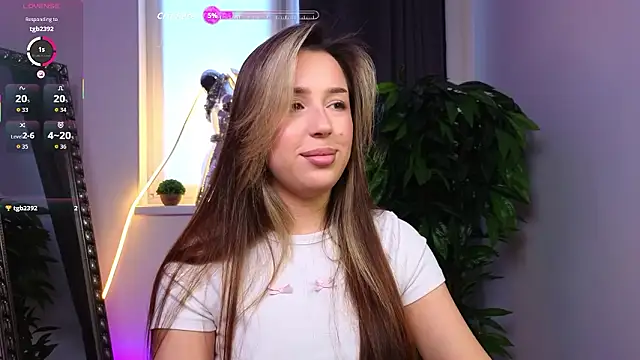 Snapshot of AnikaHarryson chatting on February 1, 2026, 7:07 am AnikaHarryson online show from February 1, 2026, 7:07 am