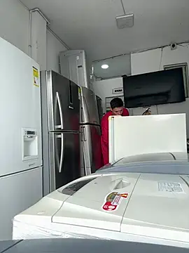 santiObrero online show from March 31, 2026, 3:34 pm