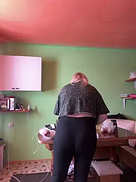 Snapshot of LisaWiliams chatting on February 3, 2026, 11:37 am LisaWiliams online show from February 3, 2026, 11:37 am