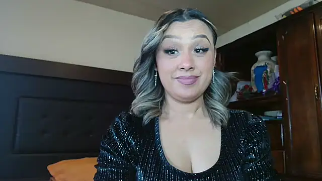 Snapshot of aitanalove_ chatting on April 27, 2026, 9:35 pm aitanalove online show from April 27, 2026, 9:35 pm