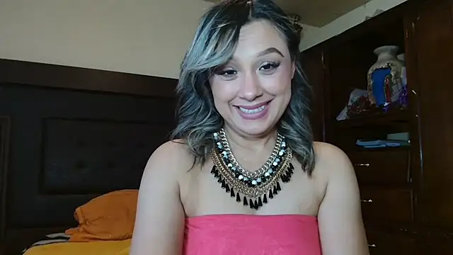 Snapshot of aitanalove_ chatting on May 19, 2026, 9:21 pm aitanalove online show from May 19, 2026, 9:21 pm