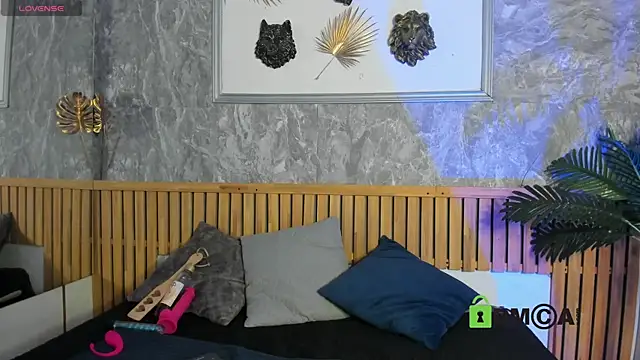 Snapshot of Marilyndackaria_ chatting on February 17, 2026, 12:01 pm Marilyndackaria online show from February 17, 2026, 12:01 pm