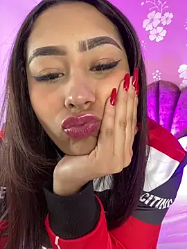 Snapshot of MadisonFox1 chatting on February 14, 2026, 11:40 am MadisonFox1 online show from February 14, 2026, 11:40 am