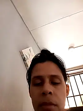 mitzukywinteer online show from February 3, 2026, 3:39 pm