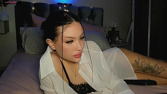  JessLei  online show from May 14, 2026, 7:15 am