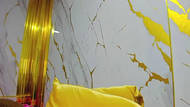 Snapshot of zaira_skinny chatting on February 19, 2026, 3:02 am zaira skinny online show from February 19, 2026, 3:02 am