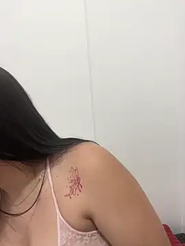 Snapshot of Melody_rousse__ chatting on February 6, 2026, 8:23 pm Melody rousse online show from February 6, 2026, 8:23 pm