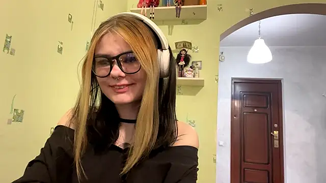 Snapshot of Katyytv chatting on January 18, 2026, 2:43 pm Katyytv online show from January 18, 2026, 2:43 pm