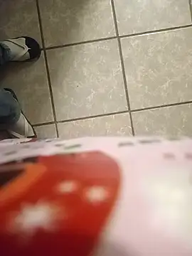 Snapshot of CorrectMusic2 chatting on February 9, 2026, 5:22 am CorrectMusic2 online show from February 9, 2026, 5:22 am