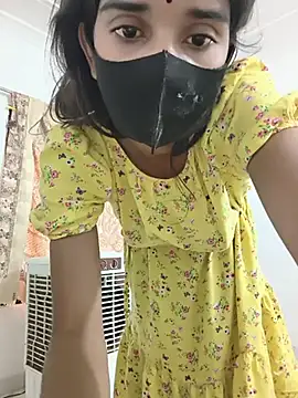 Cute-Natashaa online show from May 26, 2026, 5:14 am