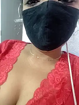 Snapshot of Hot-Tinaa chatting on March 1, 2026, 11:29 pm Hot-Tinaa online show from March 1, 2026, 11:29 pm