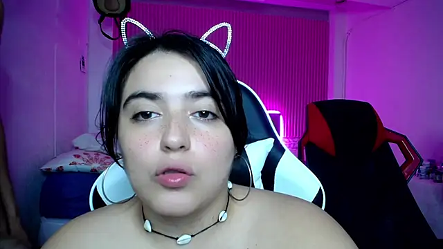 Snapshot of sonic_jess07 chatting on April 4, 2026, 10:18 pm sonic jess07 online show from April 4, 2026, 10:18 pm