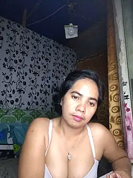 LoveSammantha24xxx online show from May 19, 2026, 2:56 pm