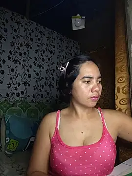 LoveSammantha24xxx online show from May 20, 2026, 5:02 am