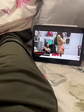 Mumbai Guy 143 online show from January 16, 2026, 2:10 pm