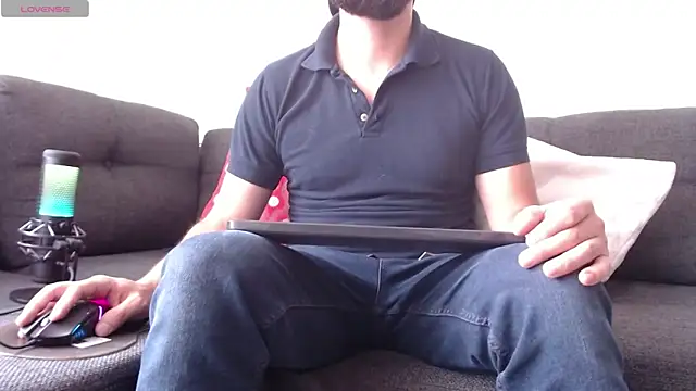 Snapshot of SpermsBank chatting on February 21, 2025, 1:33 pm SpermsBank online show from February 21, 2025, 1:33 pm