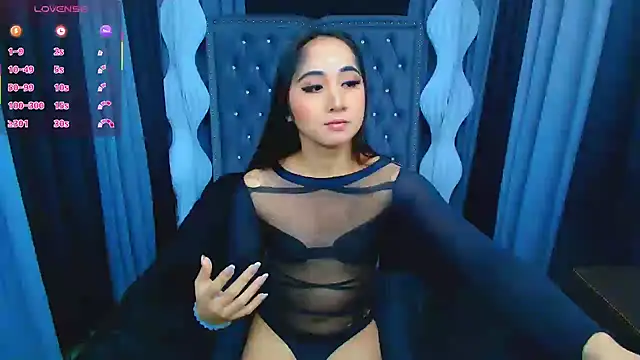 Snapshot of Maureen_Hilton chatting on February 13, 2026, 1:56 am Maureen Hilton online show from February 13, 2026, 1:56 am