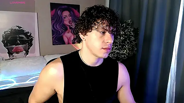 TylerGibson online show from June 3, 2026, 4:04 am