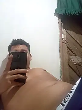 Snapshot of adre-69 chatting on March 29, 2026, 8:53 pm adre-69 online show from March 29, 2026, 8:53 pm